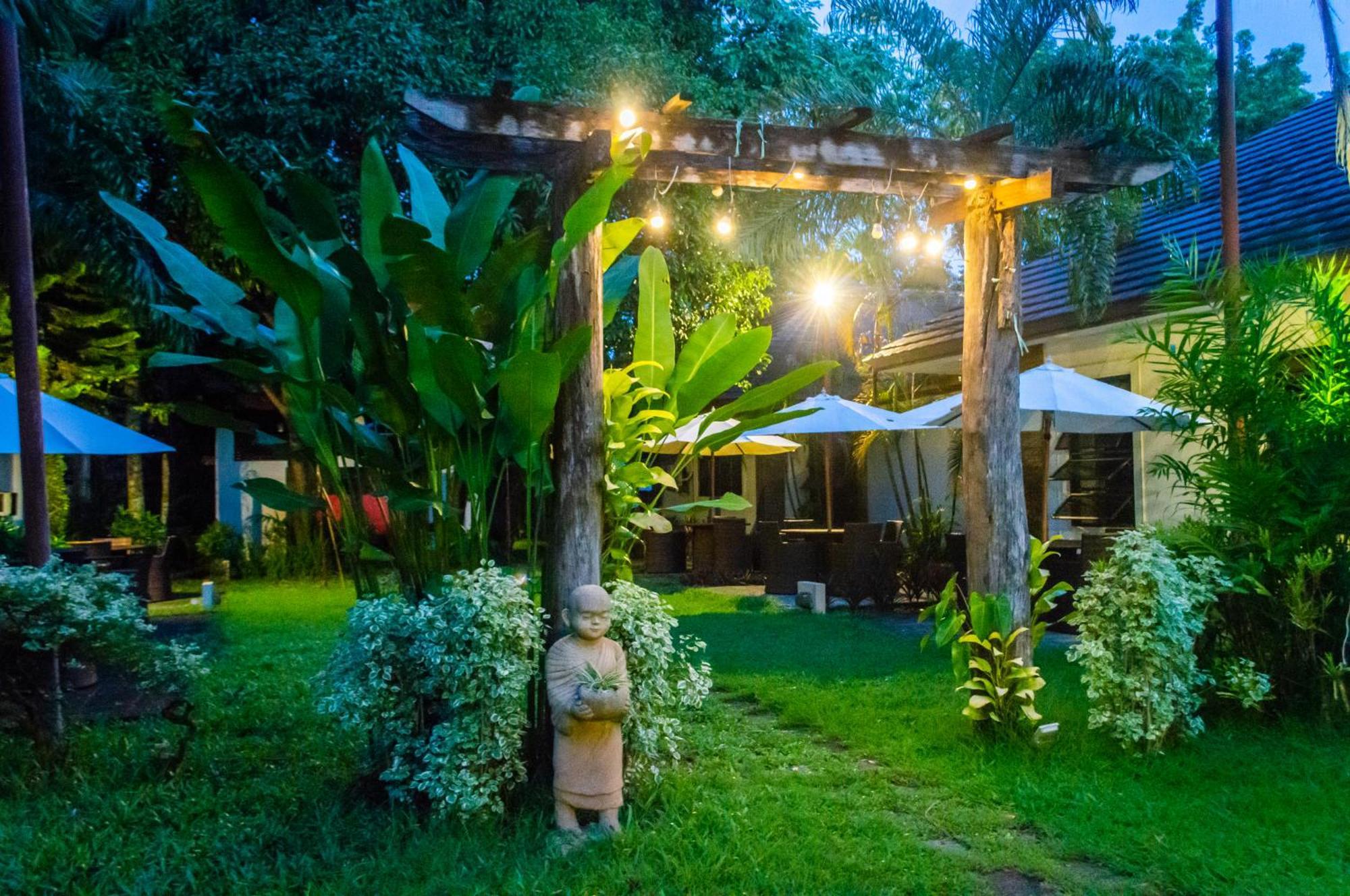 Sheridan Boutique Resort Iloilo Exterior foto