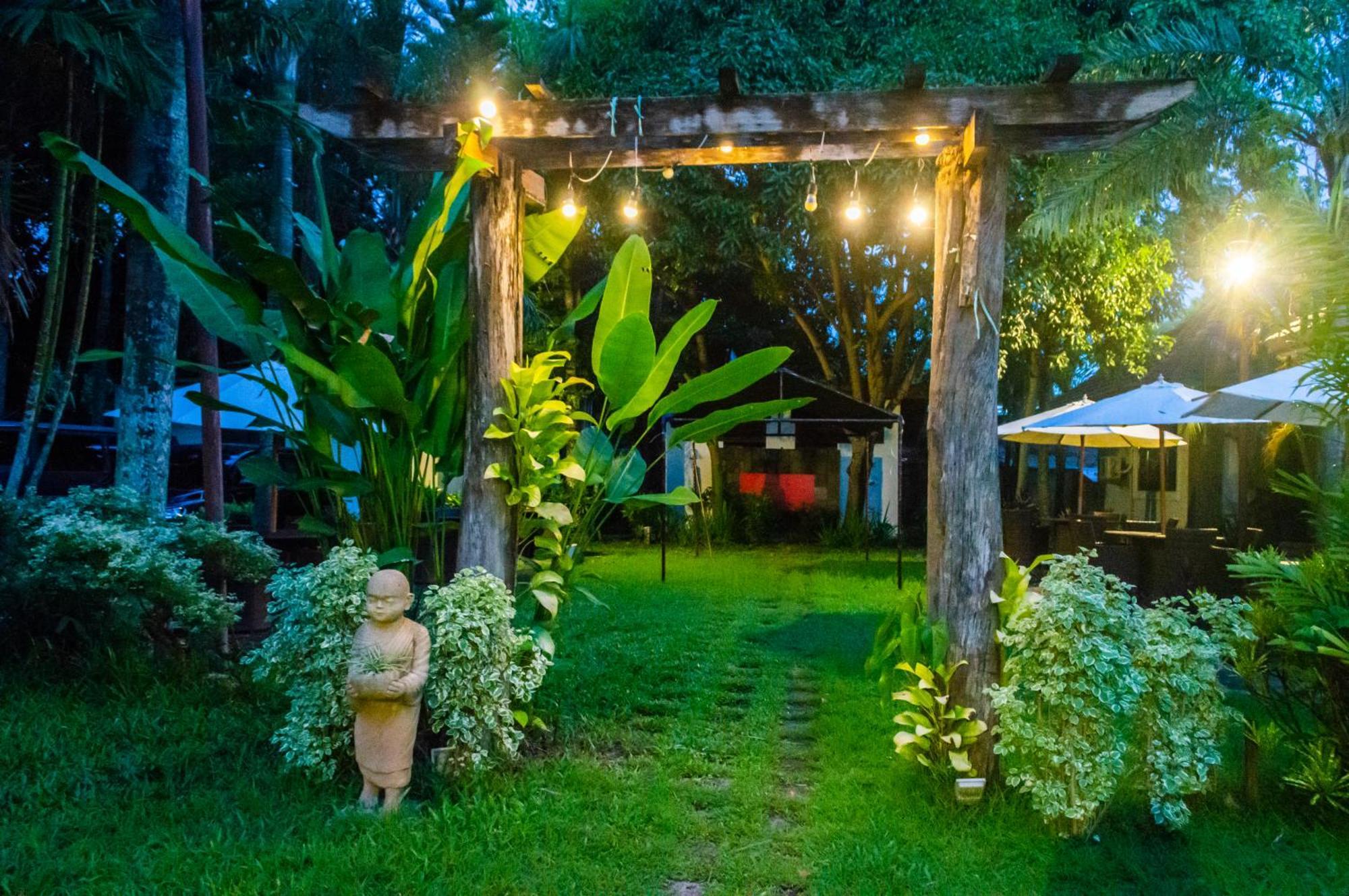 Sheridan Boutique Resort Iloilo Exterior foto