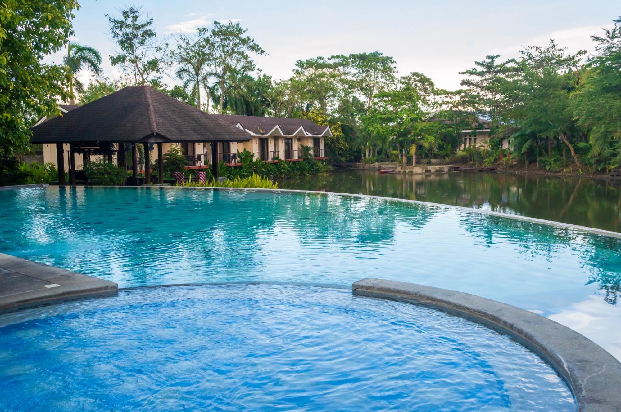 Sheridan Boutique Resort Iloilo Exterior foto