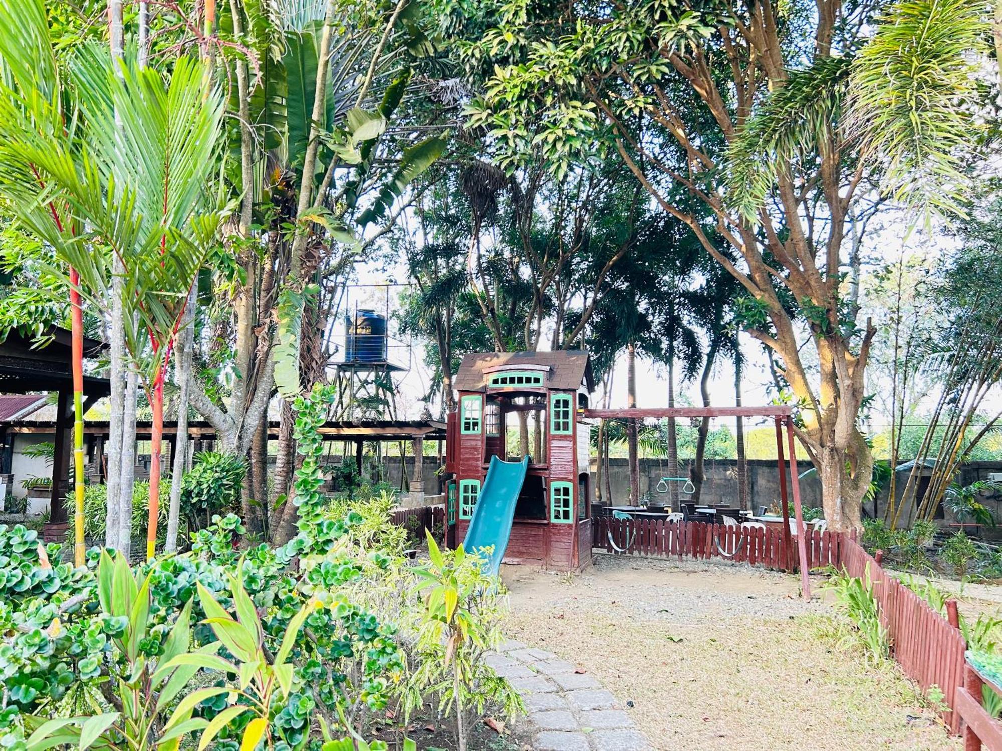 Sheridan Boutique Resort Iloilo Exterior foto